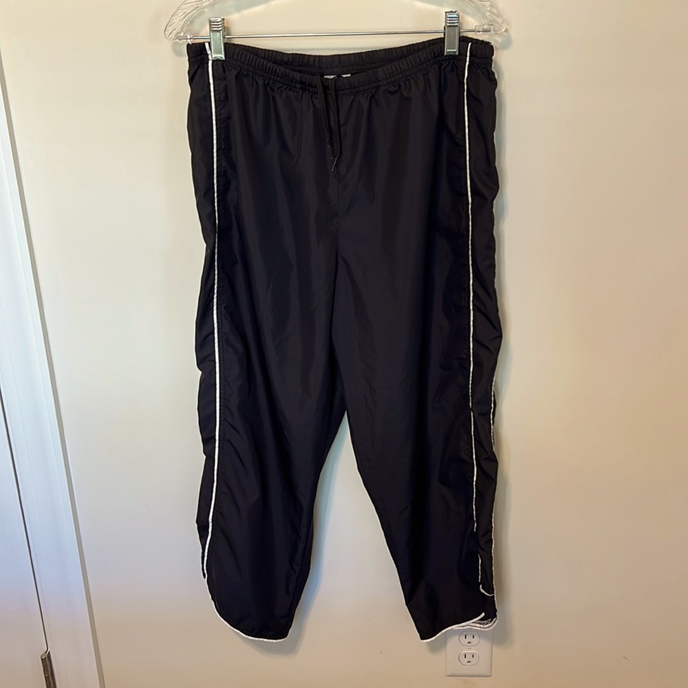Nike Women’s Tracksuit / Sweatpants / Black / Size L / Excellent Condition